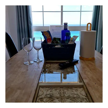 Your Ocean Window Apartament *