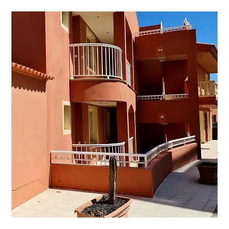 Your Ocean Window דירה